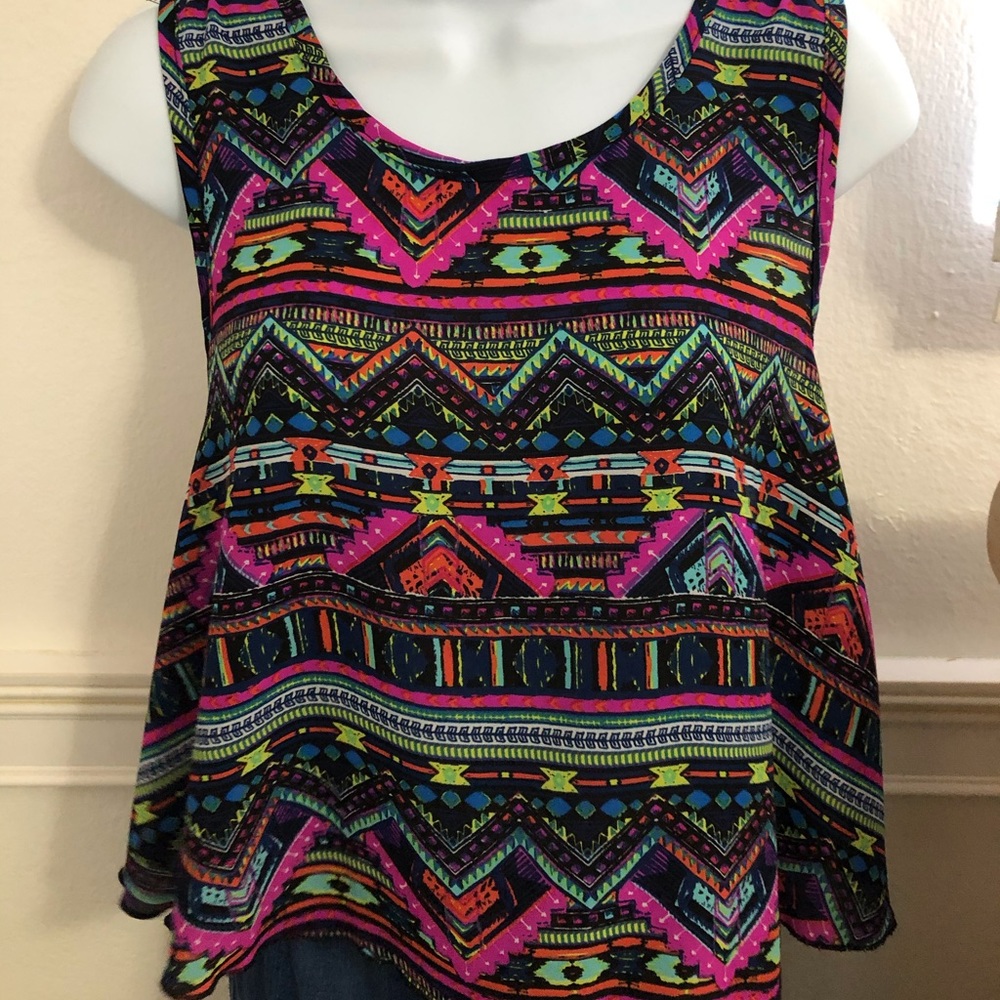 Rainbow Aztec Design Blouse🟣